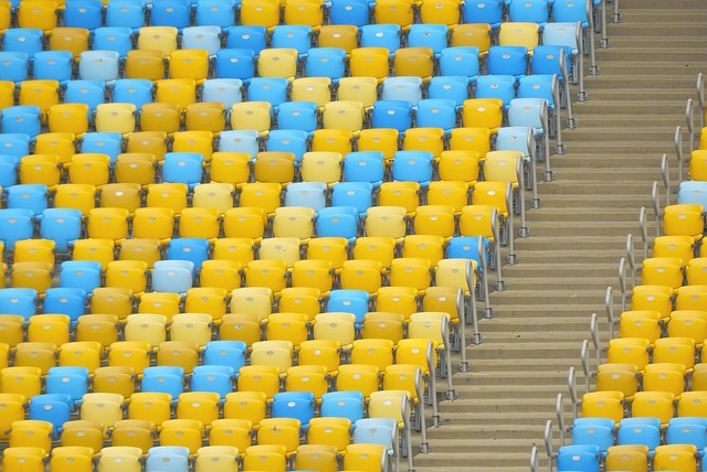 现出较强的 现出较强的